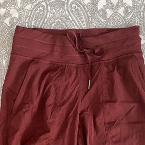 Lululemon Dance studio jogger size 2